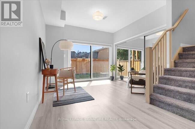 Photo du bâtiment - 270 Melvin Ave