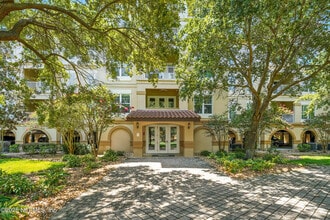 Building Photo - 4300 S Beach Pkwy