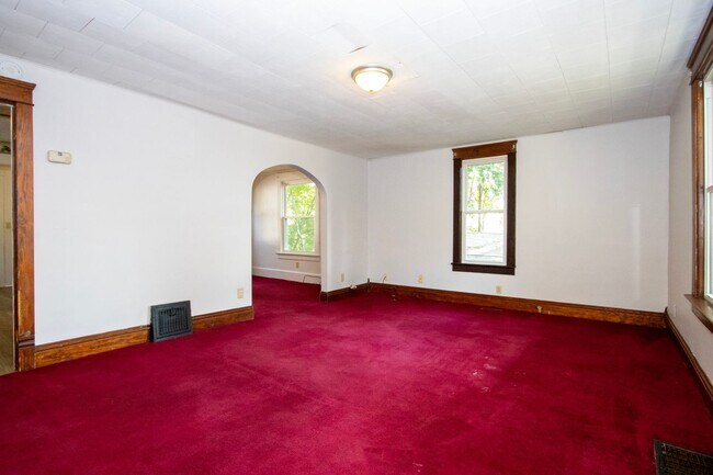 Foto del edificio - Two Bedroom Home