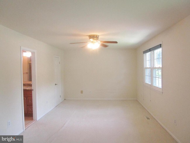 Building Photo - 5201 Mornington Ct