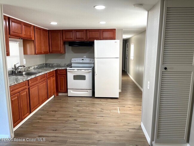 Foto del edificio - 2556 Haverhill Rd NE