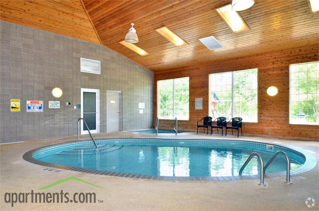 Piscina de interior - Edgewater Apartments