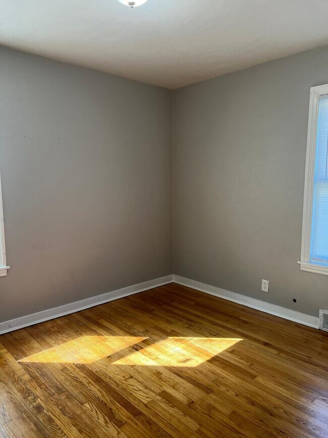 Foto del edificio - 438-155 155th St