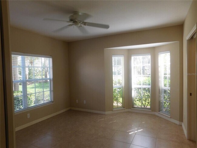 Foto del edificio - 442 Sunset Lake Blvd