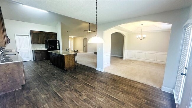 Building Photo - 668 River Mist Cir