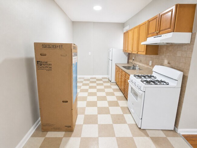 Foto del edificio - 383 Clifton Ave