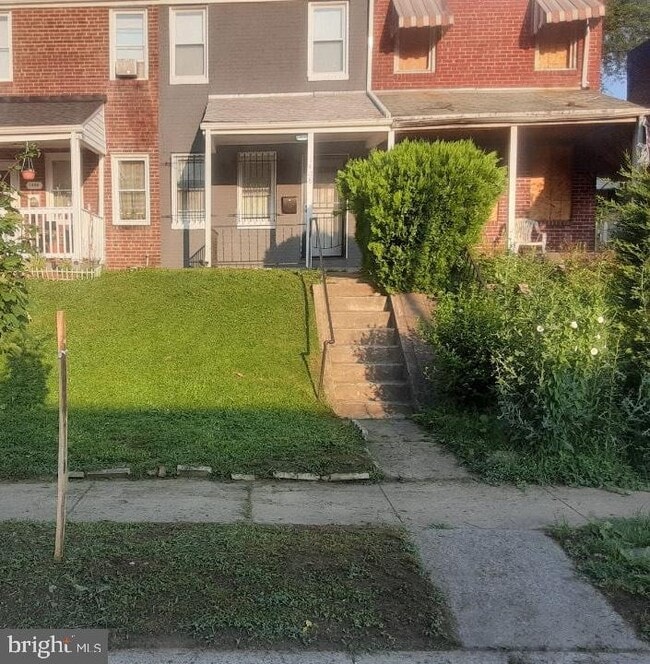 Building Photo - 1408 N Dukeland St