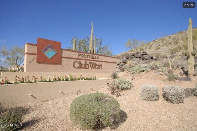 Foto del edificio - 315 W Mountain Sage Dr