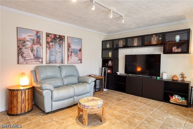 Foto del edificio - 1724 Park Meadows Dr