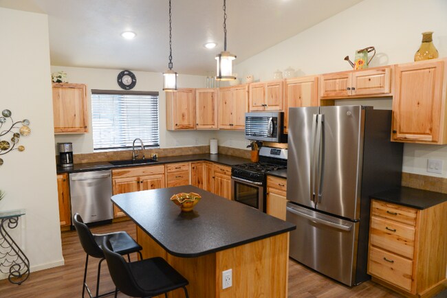Foto del edificio - 6229 S Chester Creek Rd