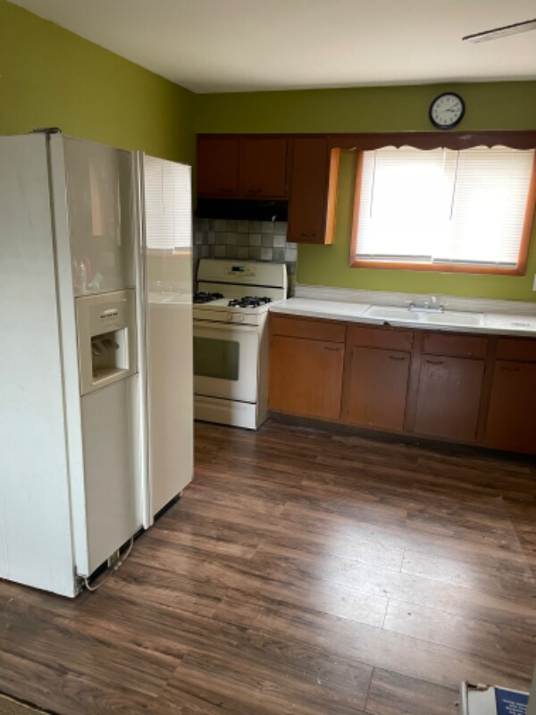 Primary Photo - 4115 Harrison Ave