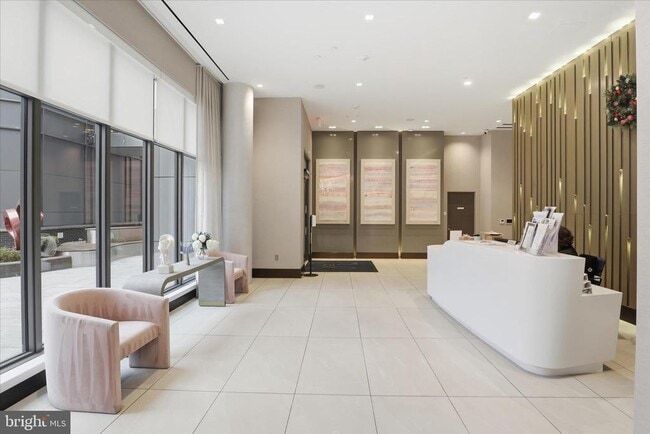 Building Photo - 1201 N Royal St