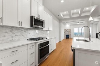 Building Photo - 205 Olivia Dr