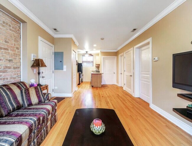 Foto del edificio - 6102 N Mozart St