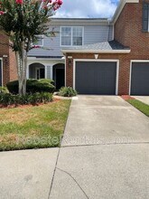 Building Photo - 13475 Stone Pond Dr