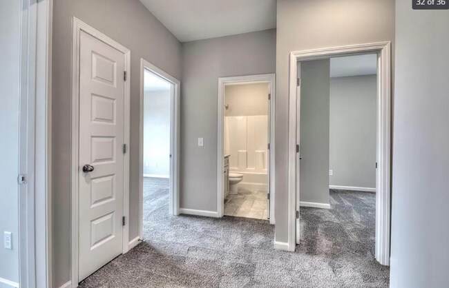 Building Photo - 104 Liberty Bell Dr