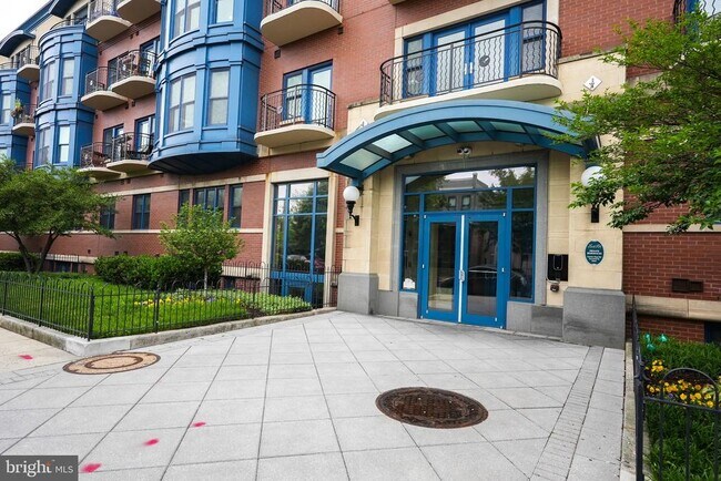 Building Photo - 401 13th St NE