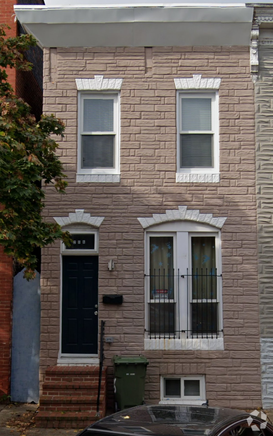Building Photo - 206 N Chester St