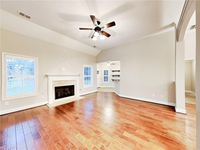 Building Photo - 2202 Pilgrim Mill Cir