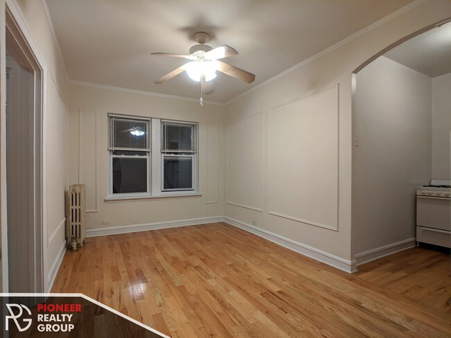 Foto del edificio - 2825 N Burling St