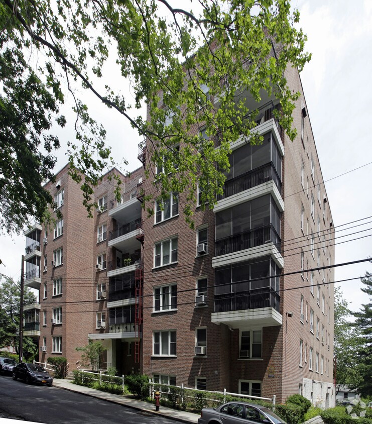 Foto del edificio - Fire House