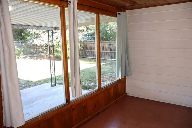 Building Photo - Cozy 2 Bedroom Home in Fort Collins