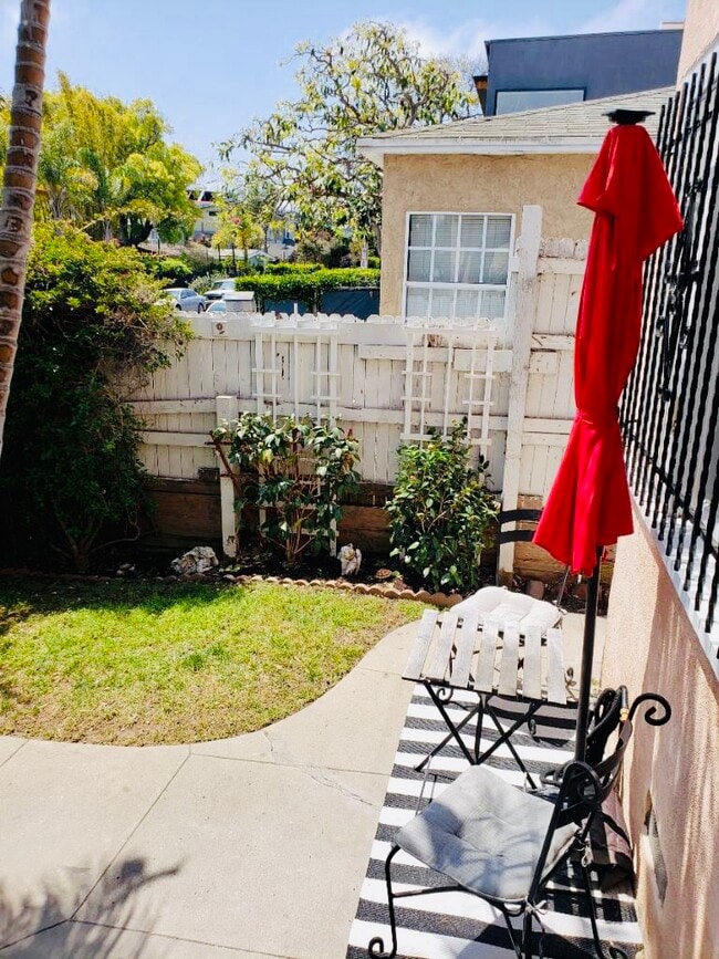 Front yard - 567 Brooks Ave
