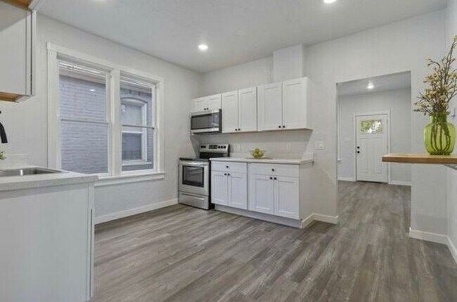 Foto del edificio - 322 30th St