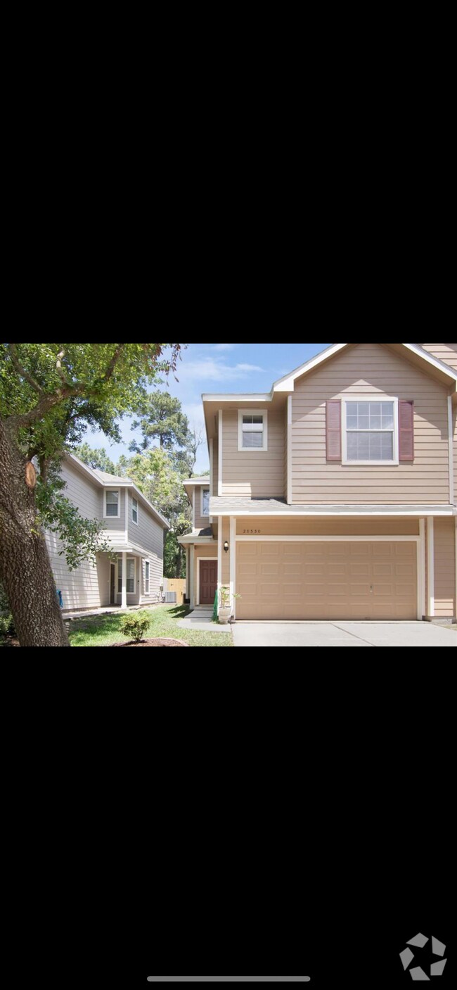 Lake Houston Area Apartments for Rent with a Garage Humble, TX