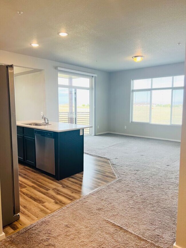 Foto del edificio - 2 bedroom, 1 bath condo located in Northwest Loveland, CO