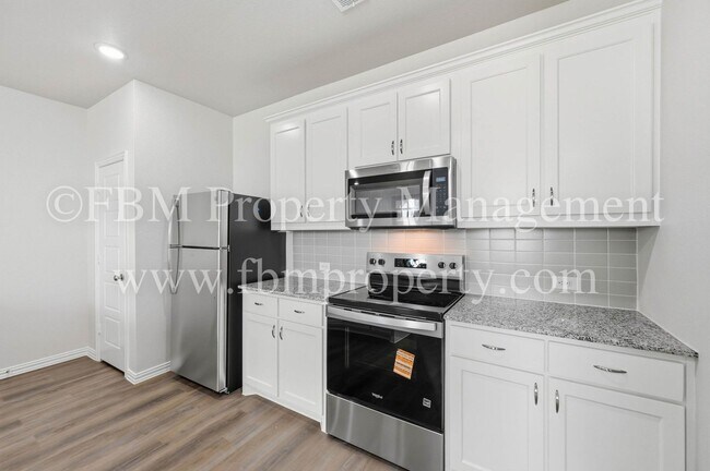 Foto del edificio - 1777 Ethereal Ln