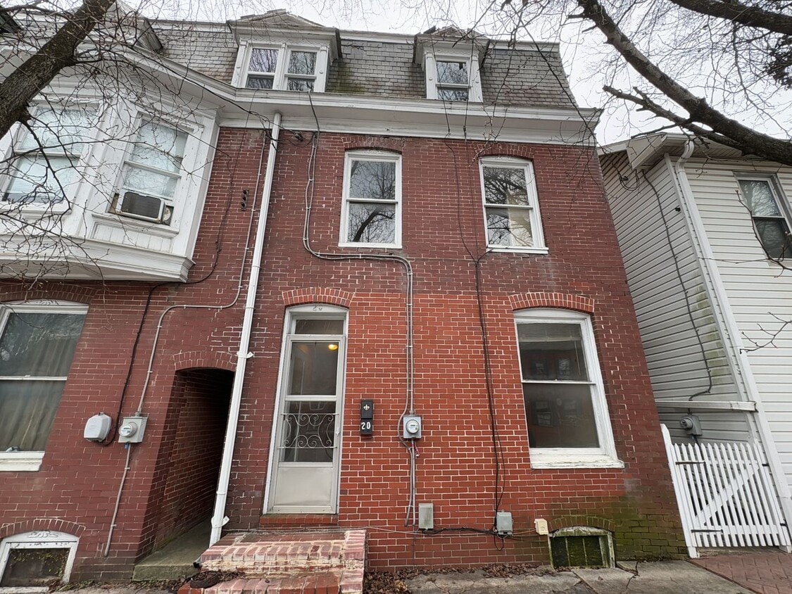 Primary Photo - Three Story Townhome