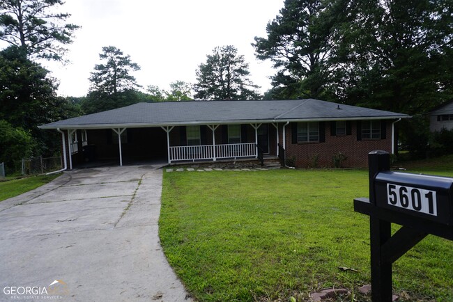Building Photo - 5601 Richlo Ct