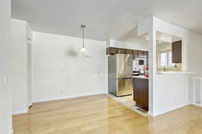 Foto del edificio - 9195 Lehigh Ave