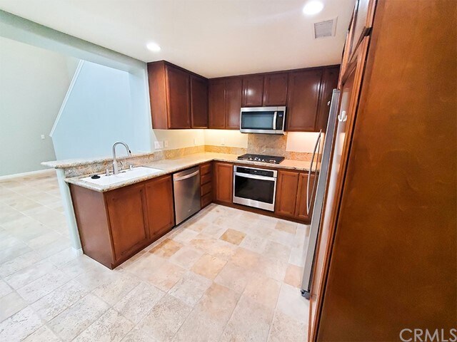 Foto del edificio - 87 Gingerwood