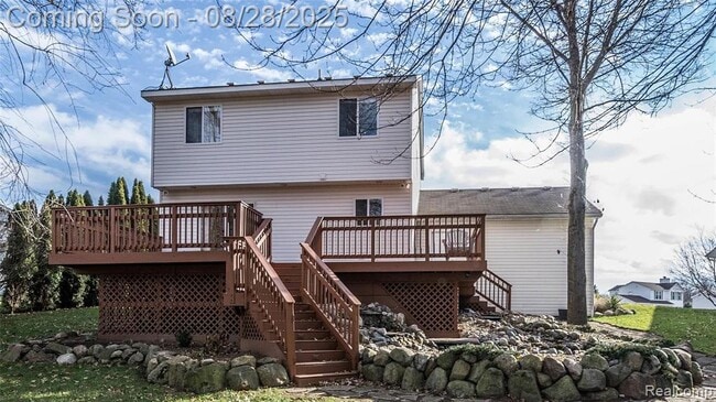 Building Photo - 2479 Somerville Dr