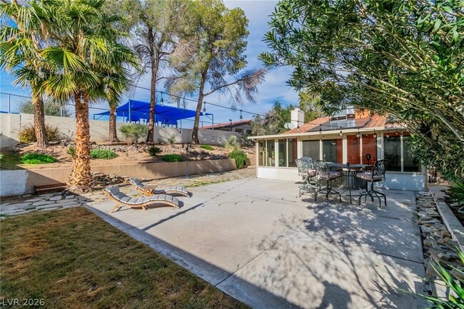 Foto del edificio - 2457 Swan Ln