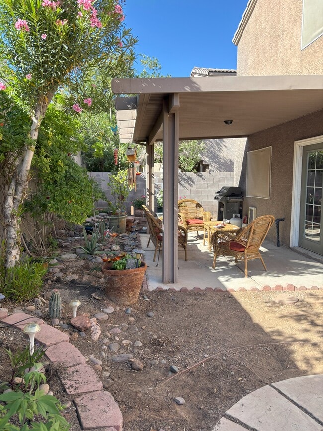 Building Photo - 5213 Panguitch Dr