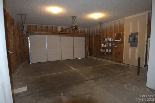 Foto del edificio - 3813 Sipes Ln