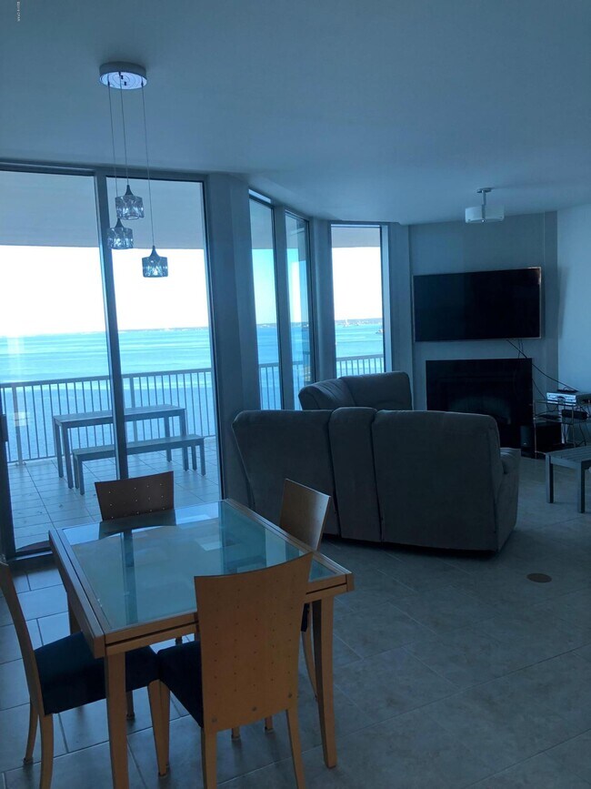 Foto del edificio - 6422 US-98-