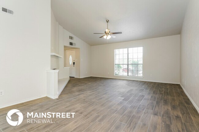 Building Photo - 502 Ponderosa Dr