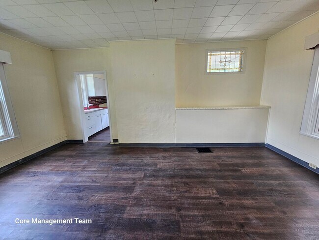 Building Photo - 3 bedroom House for rent in Knoxville!