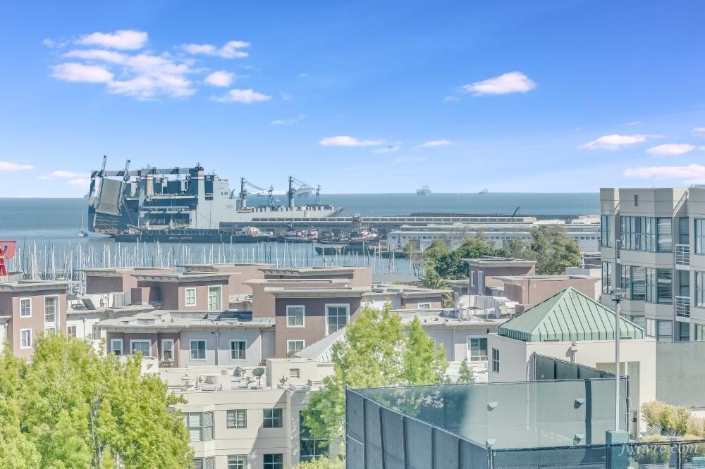 Photo - 219 Brannan St (San Francisco, CA)