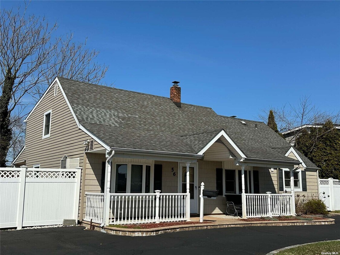 Primary Photo - 56 Academy Ln