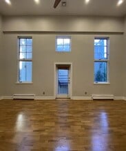 Building Photo - 219 Bloomfield St