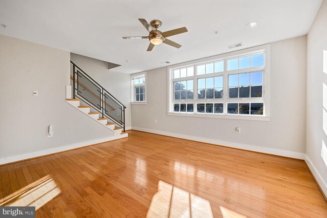 Building Photo - 1515 11th St NW