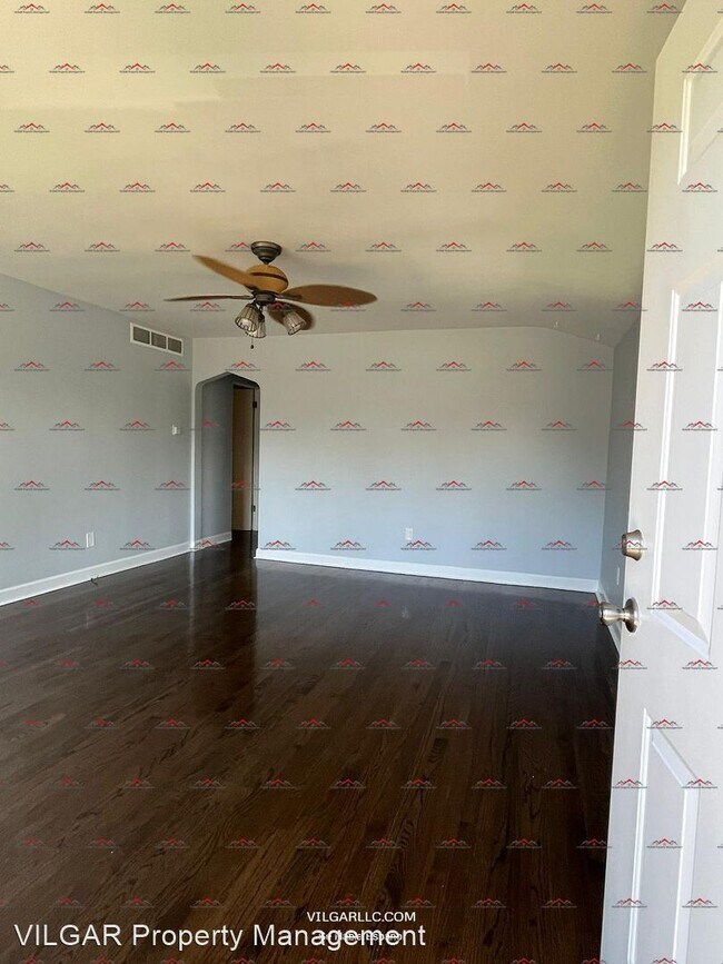 Foto del edificio - 3 br, 1 bath House - 930 W. 21st Ave.