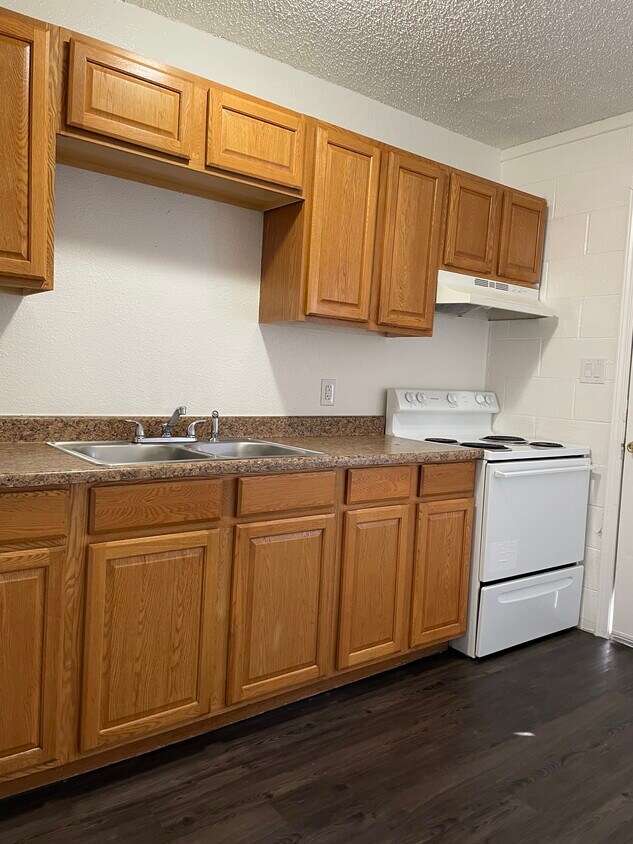 Foto principal - 2100 Daley Street