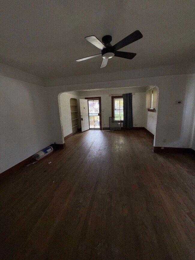 Foto del edificio - 3918 Trumbull Ave