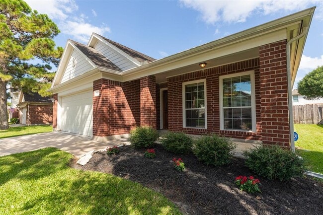 Building Photo - 15423 Court Amber Trail